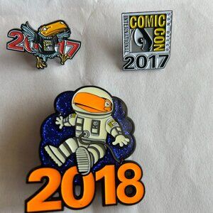 Official SDCC Comic 2017 & 2018 Limited Edition Toucan & Logo Pin Bundle
